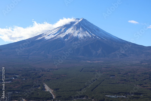 December 1, 2023: Viewing Mount Fuji at Tenjozan Park, Japan