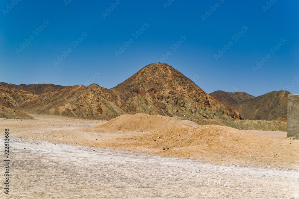 Daily scene from Egyptian desert during hot sunny day.