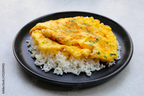 Thai style omelet with rice