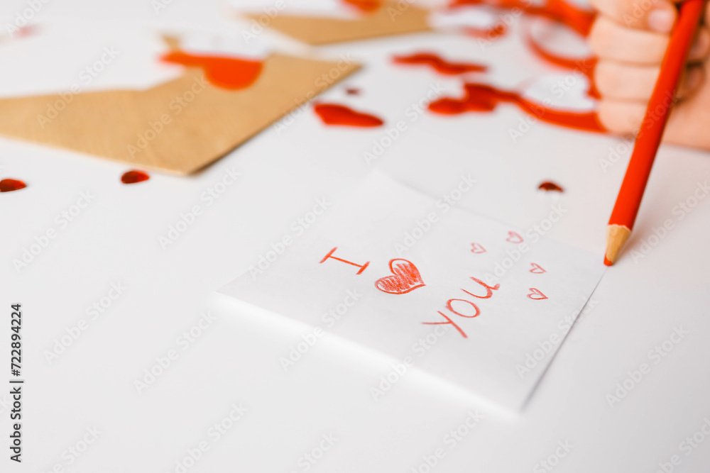 Text: I love you, children's creativity for Valentine's Day Text: I love you, children's creativity for Valentine's Day