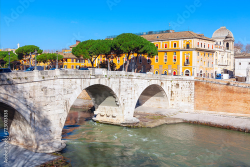 Εκτύπωση καμβά View of the Ponte Cestio over the Tiber river in Rome Italy