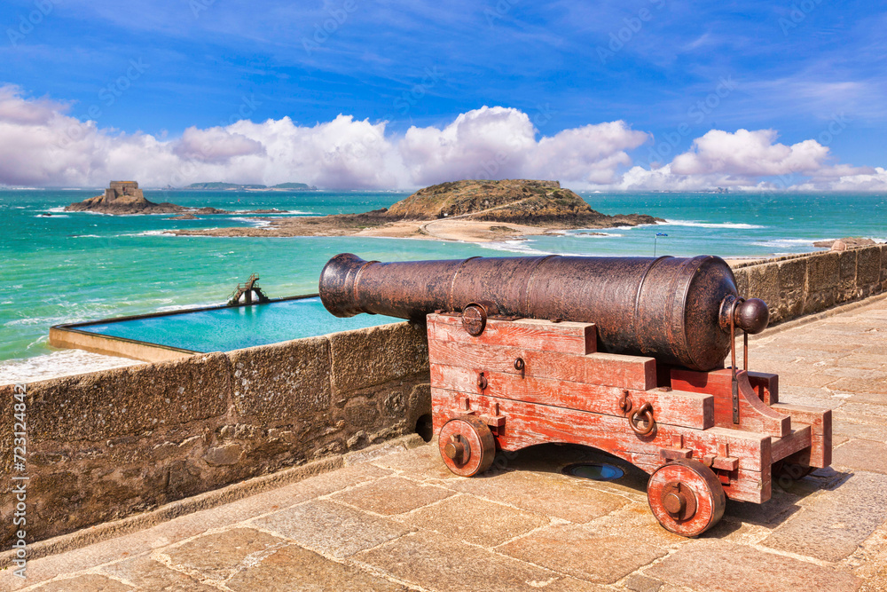 Cannon looking out over the bay at Saint Malo, Brittany, France. Focus on cannon.