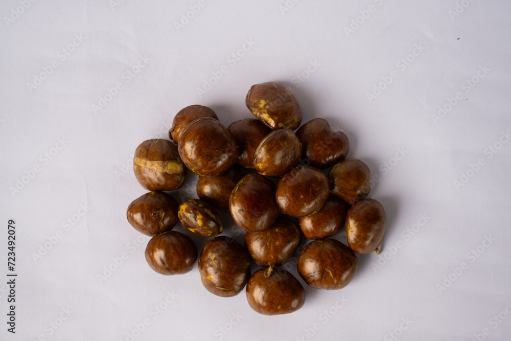 Obraz premium Archidendron pauciflorum, commonly known as djenkol, jengkol or jering is a species of flowering tree in the pea family, Fabaceae. It is native to Southeast Asia, where the seeds are a popular dish.