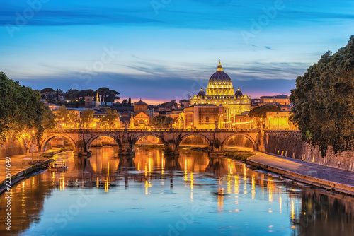 Obraz na płótnie Rome Vatican Italy sunset city skyline at Tiber River w salonie