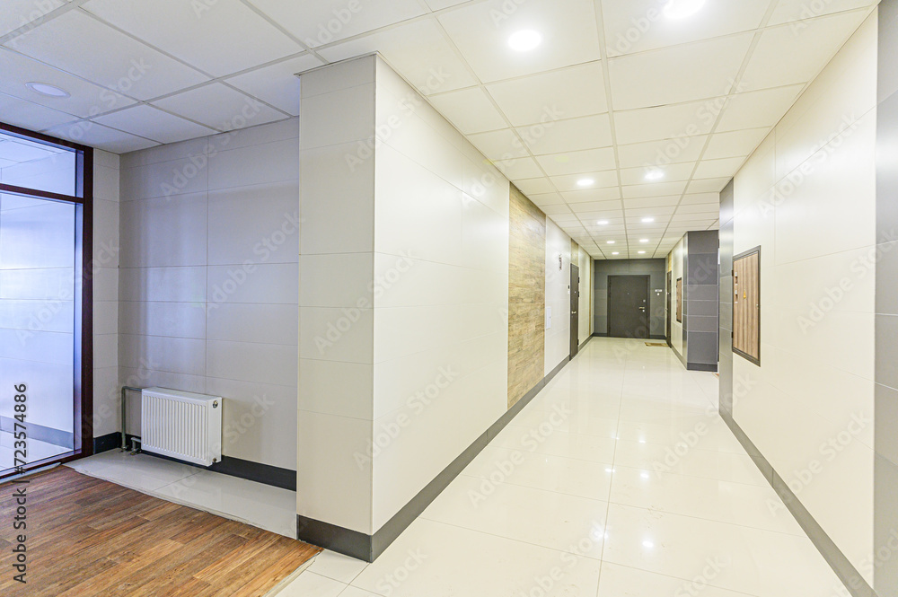 Obraz premium interior public place, house entrance. doors, walls, corridors staircase