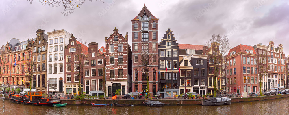 Panorama of Amsterdam canal Herengracht with typical dutch houses, Holland, Netherlands. - obrazy, fototapety, plakaty 