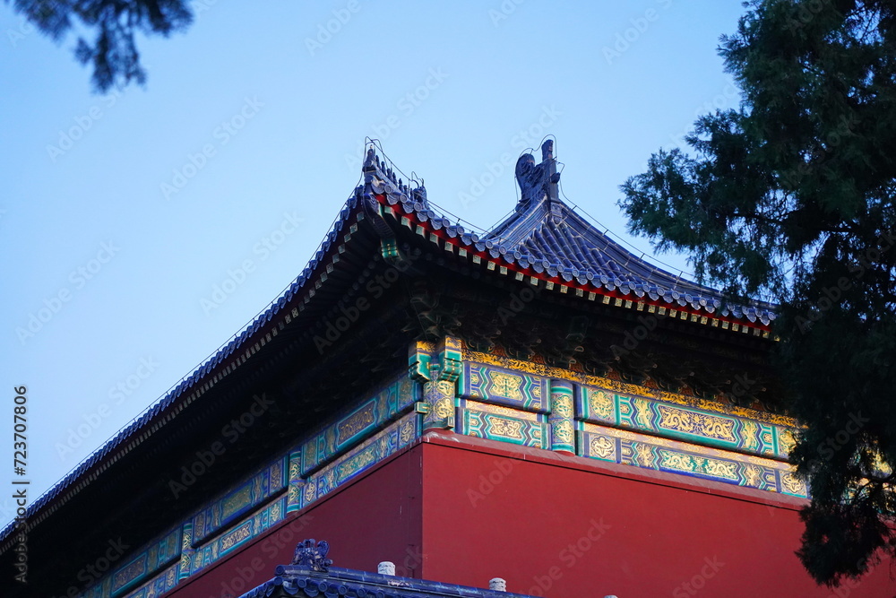The roof of the Temple of Heaven complex is Tiantan. The roof of the Temple of Heaven complex is Tiantan.