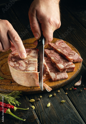 Canvas Print Prepare a quick and tasty snack