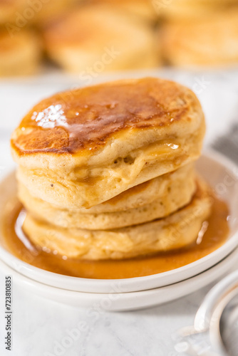 Eggnog pancakes © arinahabich