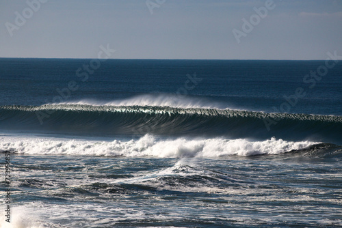 Portuguese wave © Enzo