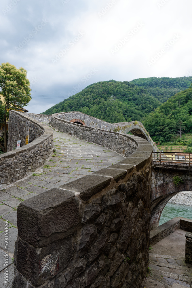 Italien - Toskana - Borgo a Mozzano - Ponte della Maddalena Italien - Toskana - Borgo a Mozzano - Ponte della Maddalena