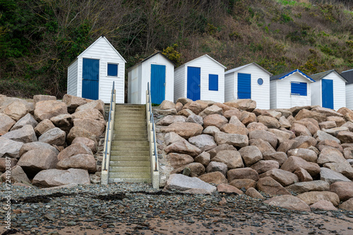 Cabanes de bord de plage en Normandie