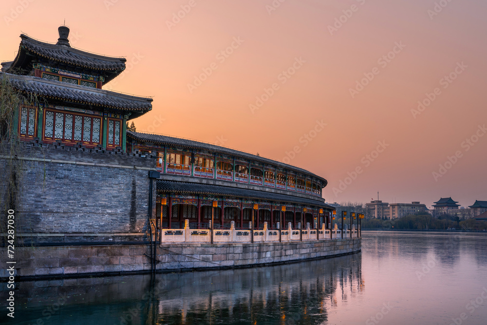 Lakeside architecture at Beihai Lake Park Lakeside architecture at Beihai Lake Park