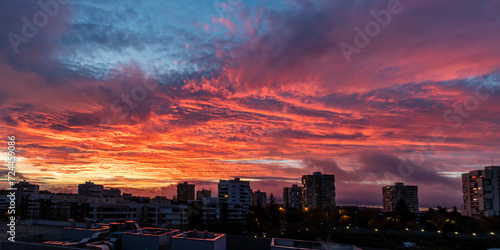 sunrise from the Madrid neighborhood of Hortaleza © josevgluis