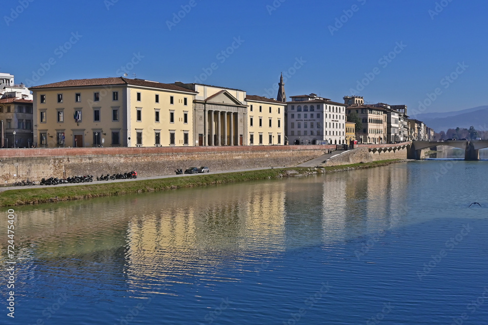 Fototapeta premium Firenze, l'Arno al Ponte Vecchio - Toscana