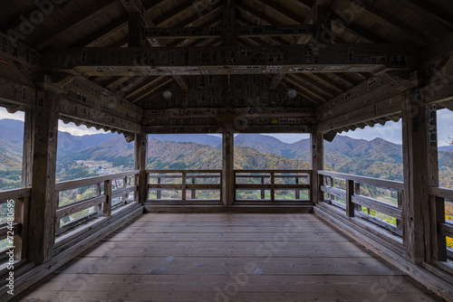 日本 山形県山形市にある立石寺、通称山寺の五大堂から望む風景