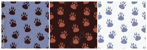 Canvas Print Seamless pattern with paw wild animals, wolf footprint texture set