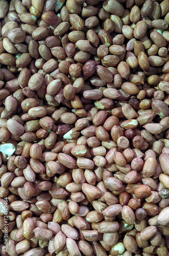 Nuts background (ID: 724589464)