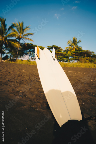 Let’s surf on the beaches of Costa Rica!