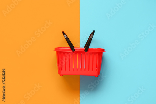 Small red shopping basket o...