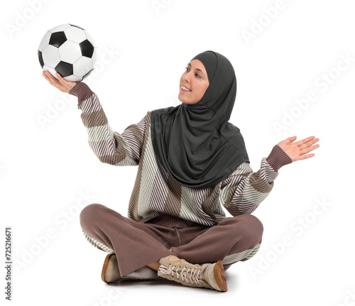 Young beautiful Muslim woma...