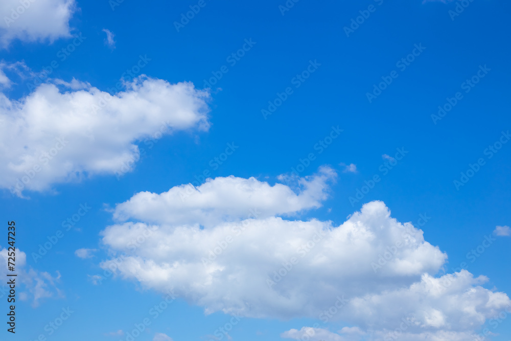 Obraz premium Blue sky with white clouds, background, template, sky landscape