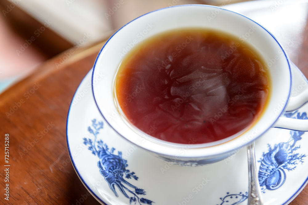 ティーカップに注がれた紅茶 ティーカップに注がれた紅茶