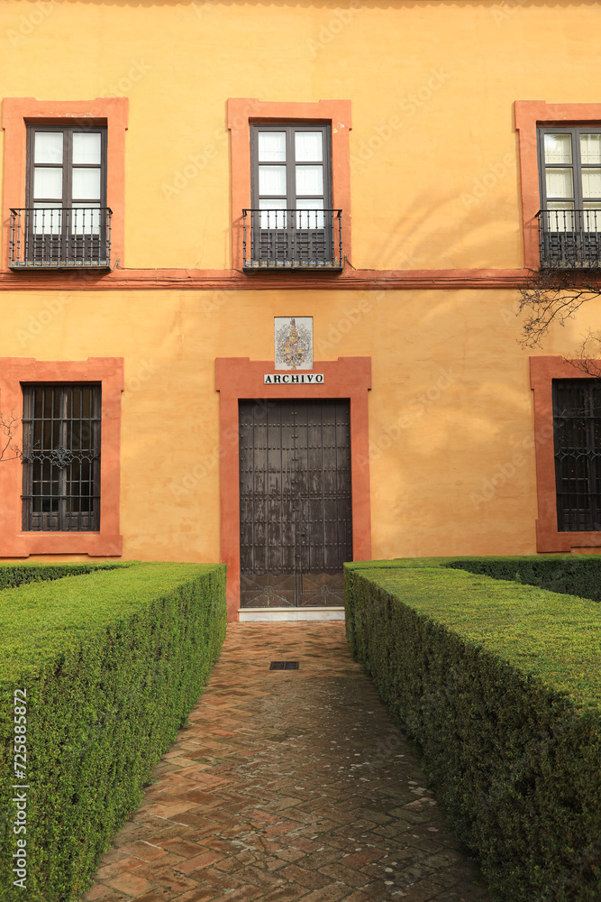 Fototapeta premium sevilla reales alcázares archivo patio jardines 4M0A5408-as24
