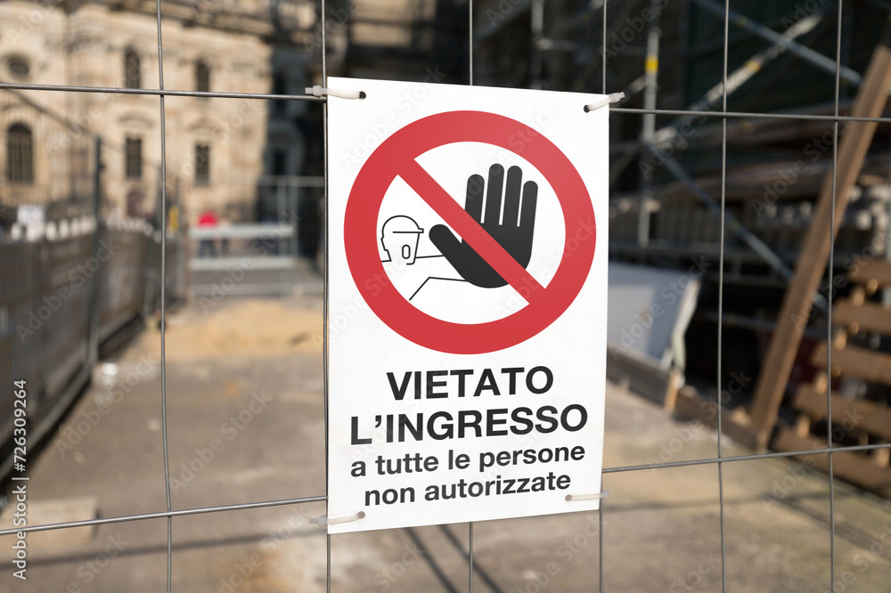2 Cartelli 'Ingresso Vietato' In Alluminio - 180x250 Mm, Segnale Di Pericolo Resistente Con 4 Fori, Adatto Per Esterno