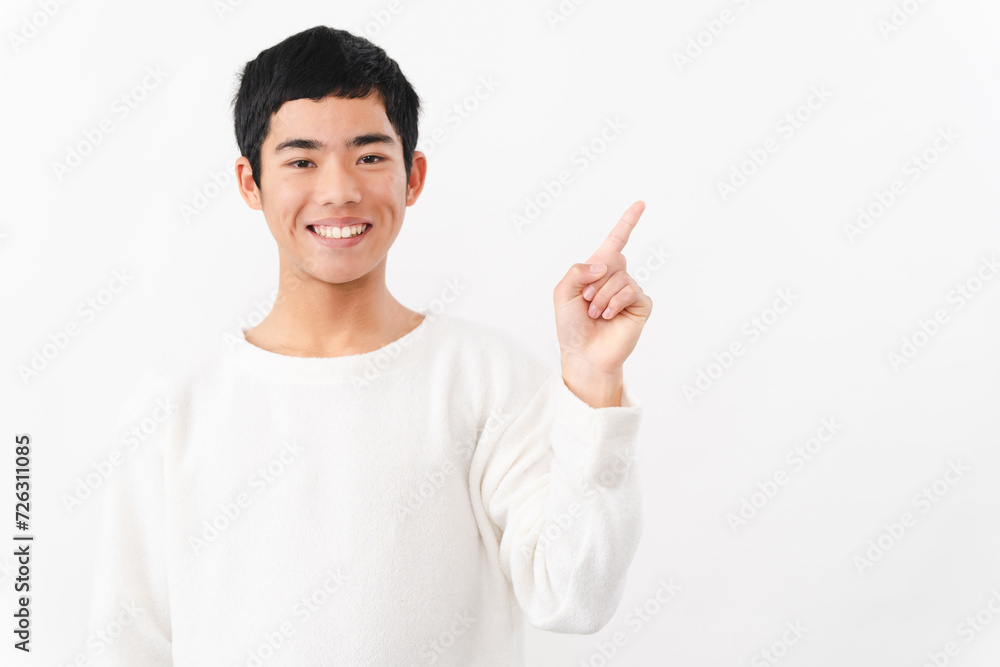 私服姿の中学生の男性 ライフスタイルイメージ 私服姿の中学生の男性 ライフスタイルイメージ