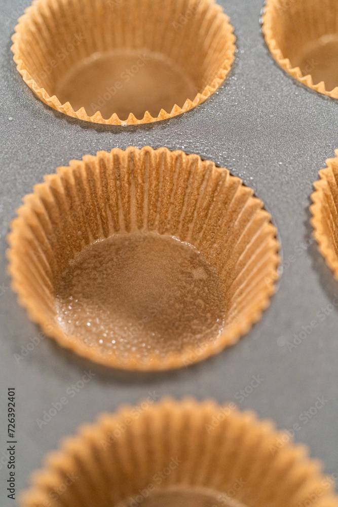 Baking Chocolate Cupcakes with Decadent Chocolate Frosting Baking Chocolate Cupcakes with Decadent Chocolate Frosting