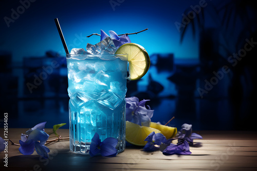 Cocktail Blue Lagoon, Foodfotografie, erstellt mit generativer KI photo