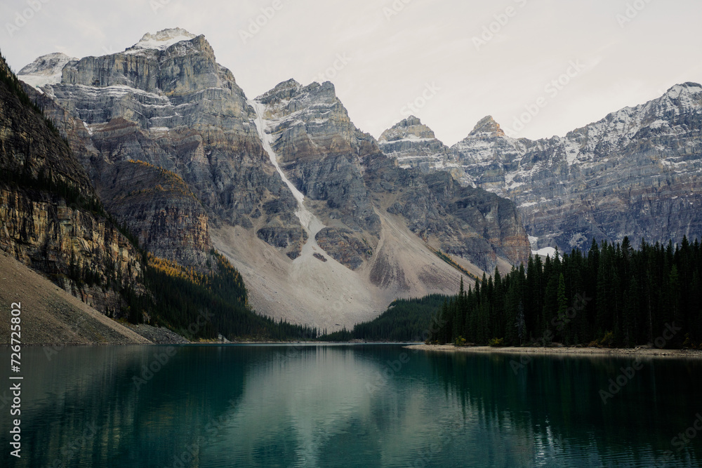 Moraine Lake, Banff National Park, Alberta, Canada Moraine Lake, Banff National Park, Alberta, Canada