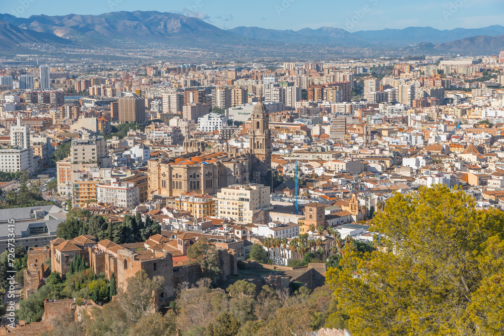 Vue aérienne de la ville de Málaga et de sa cathédrale. 