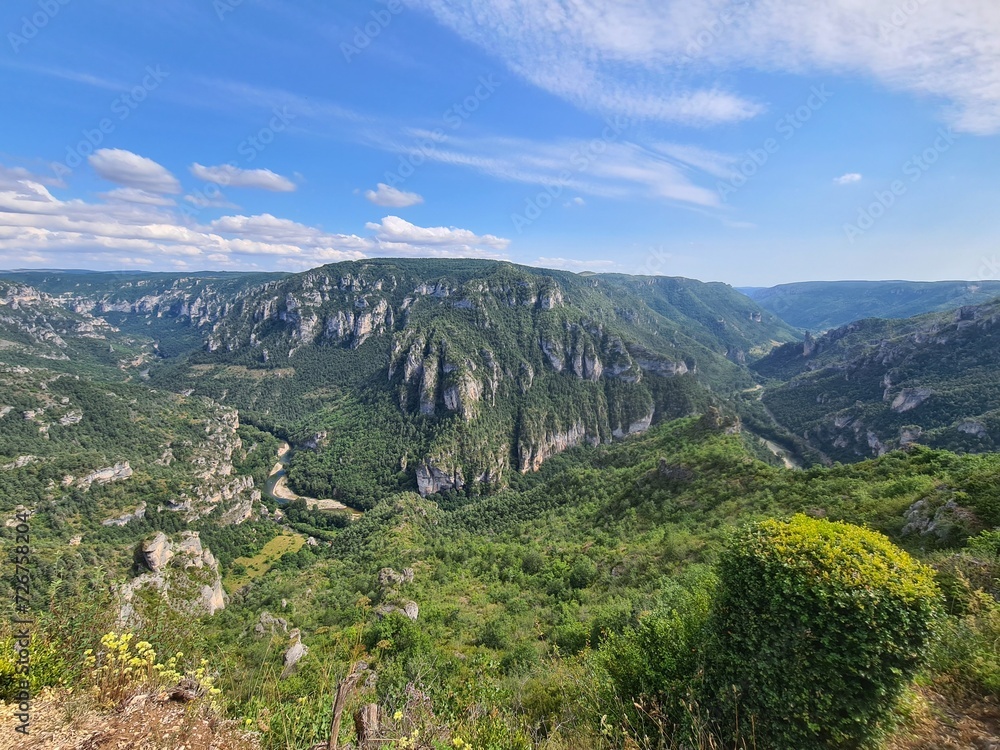 Panorama sur les gorges du Tarn depuis le Point Sublime