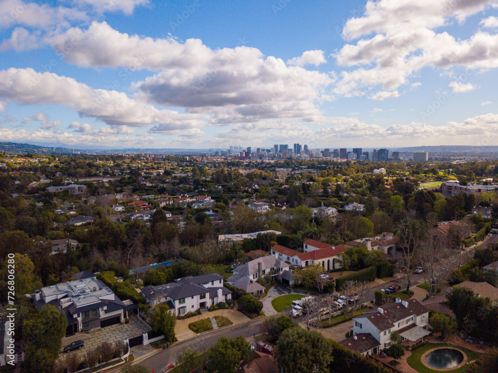 Fototapeta premium Aerial Views over Brentwood, looking towards downtown Los Angeles.