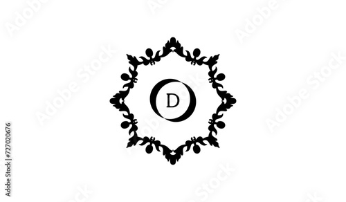 Luxury Moon Circle Retro Alphabetical Logo