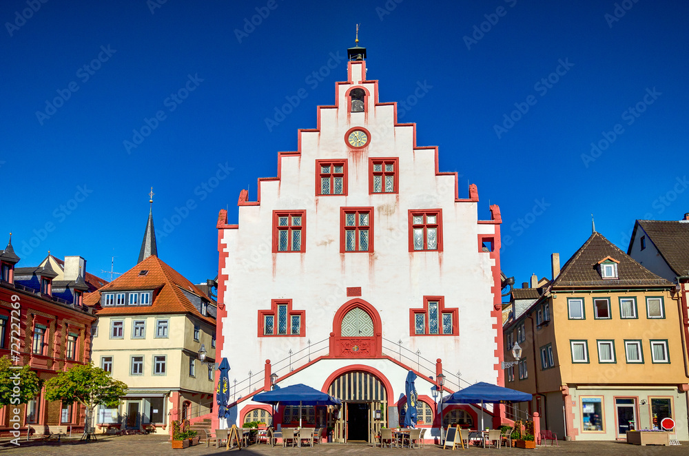 Altes Rathaus von Karlstadt am Main in Franken, Baern, Deutschland