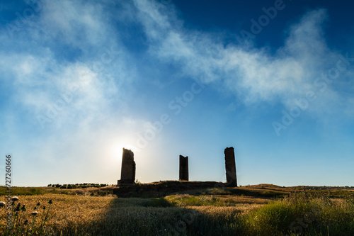 Silhouette of the ruins of the towers of Galvez castle in Toledo, Spain, abandoned since the 15th century © Andrés García