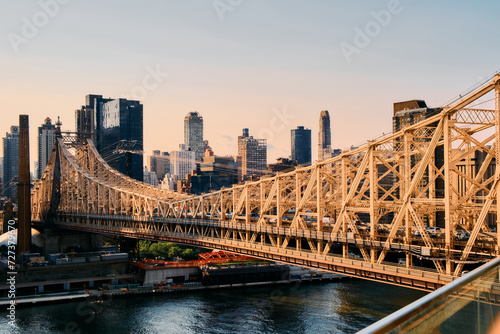 bridge over the river in New York City