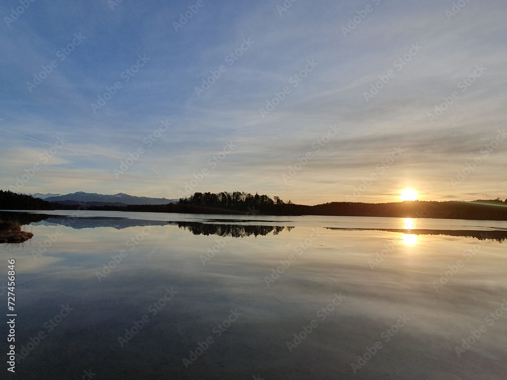 Fototapeta premium Sonnenuntergang am Ostersee