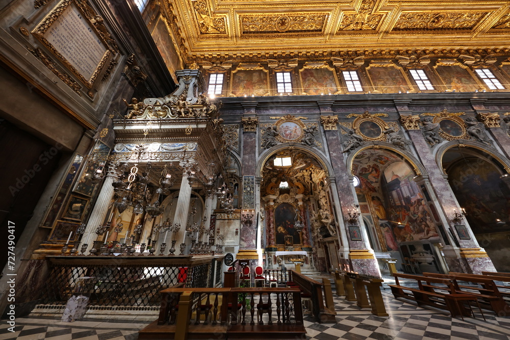 Fototapeta premium Basílica de la Santa Anunciación, Florencia, Italia