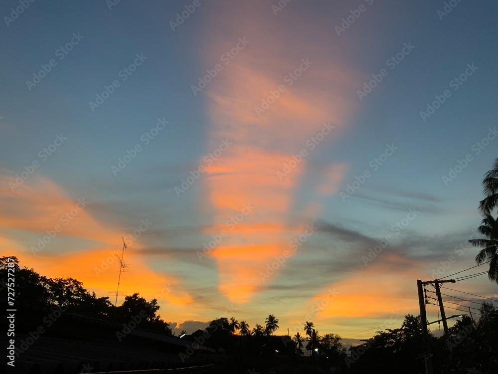 Fototapeta premium sunset over the city