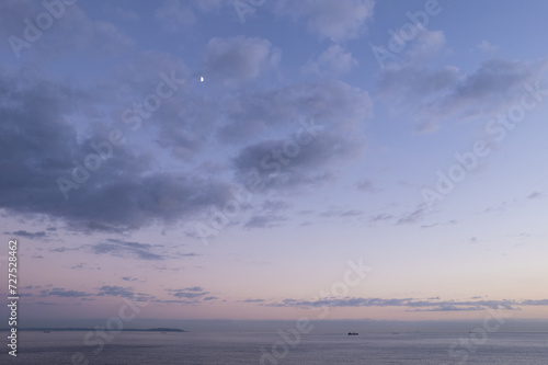 城ヶ島上空から見た日没後の海