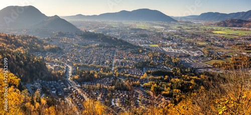 Panoramic view of Chilliwack, BC at sunset © peteleclerc