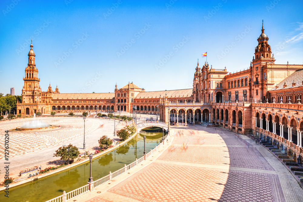 Fototapeta premium Plaza de Espana in Seville during Beautiful Sunny Day, Andalusia