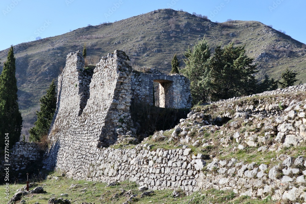 Civita Superiore - Resti del castello normanno