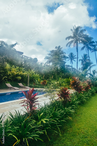Foto de la piscina con palmeras en Suva, Fiji.
