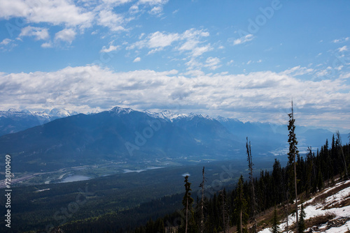 Summer landscape in Glacier National Park, British Columbia, Canada © Alberto Gonzalez 
