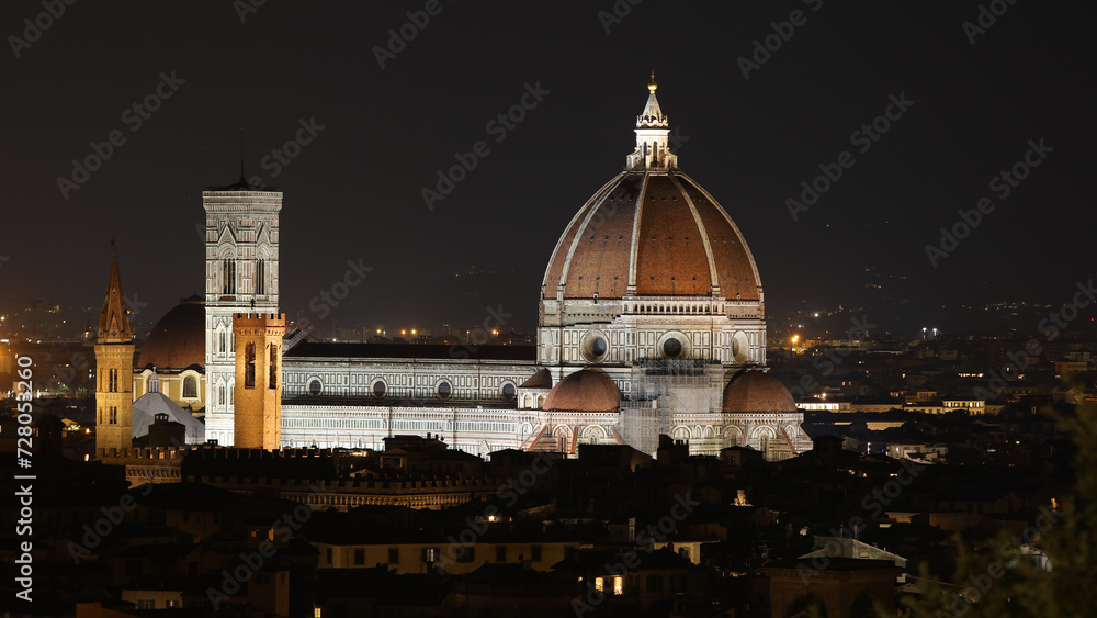 Fototapeta premium Catedral de Santa María de la Flor o Catedral de Santa María del Fiore, Florencia, Italia